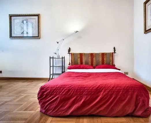 Piazza Duomo Apartment Milan